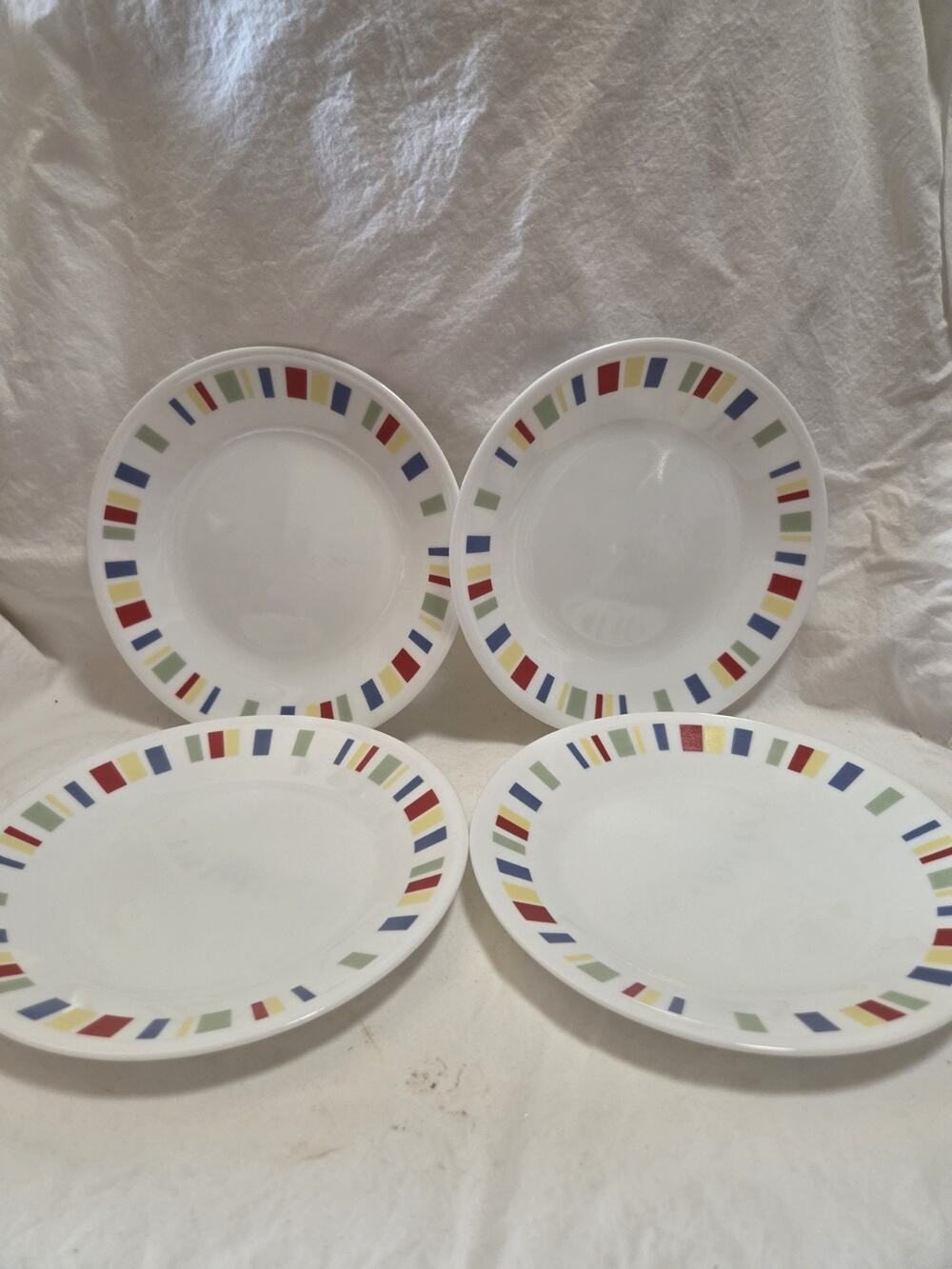 Vtg Corelle Corning "MEMPHIS" 10-1/4" Dinner Plates Set Of 4
